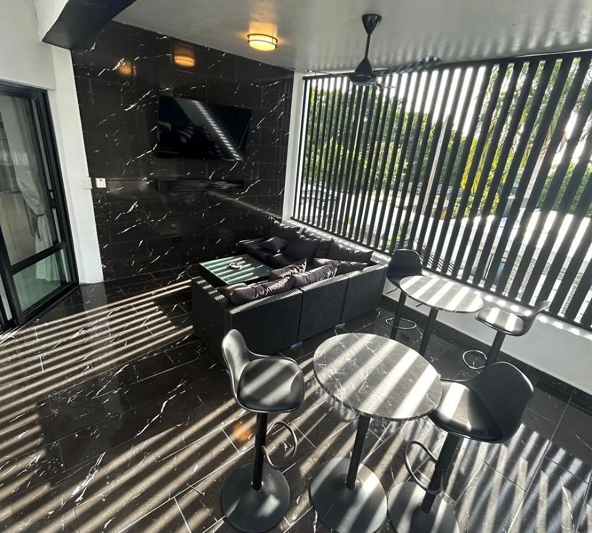 Апартаменты Level Suites Penthouse Сосуа